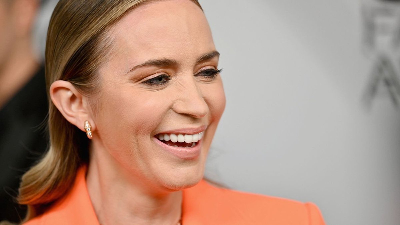 Emily Blunt: 'Julia Roberts è una star del cinema, io sono solo un'attrice'