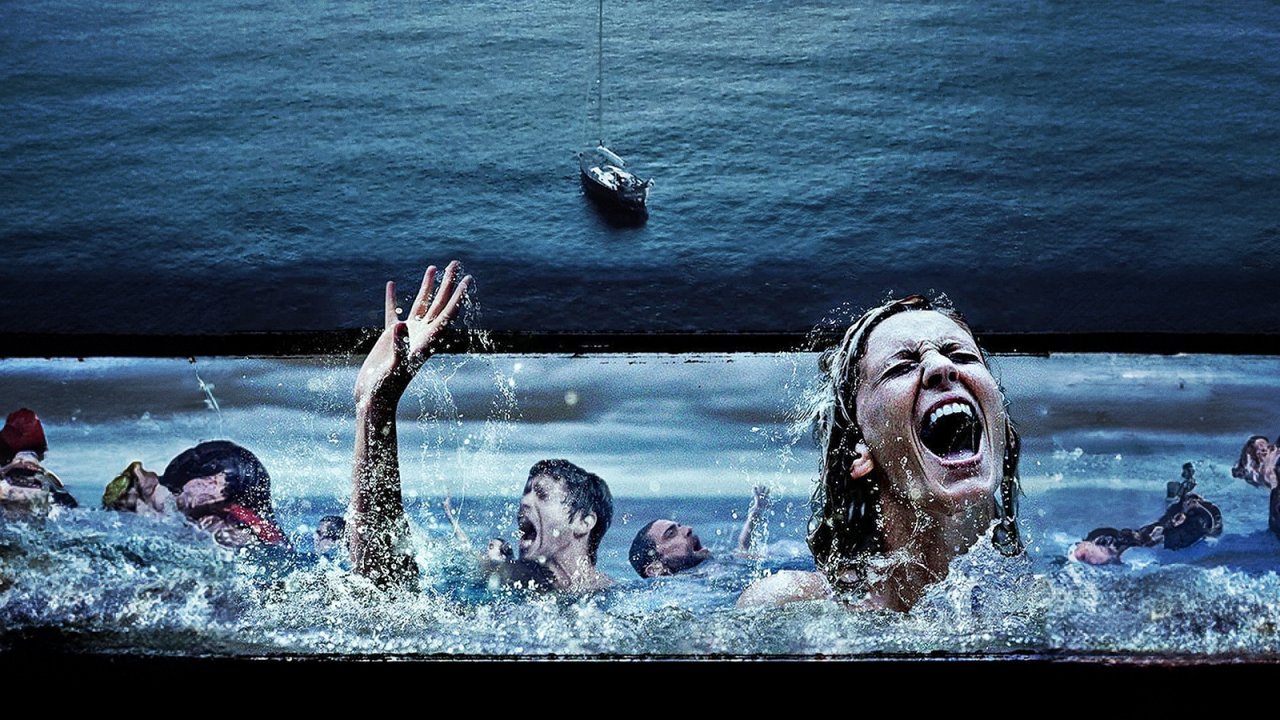 In alto mare, la recensione: su Prime Video un survival thriller che fa acqua