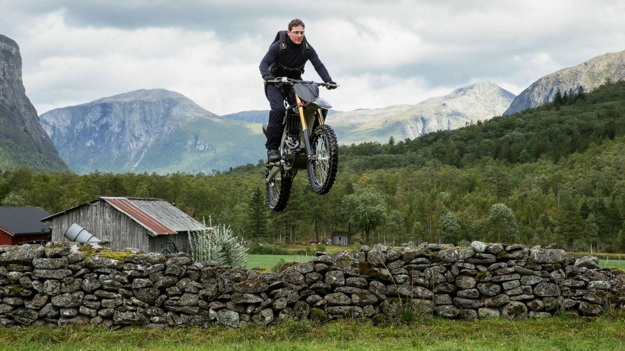 Mission: Impossible 7, Paul Schrader: 'Una scemenza così noiosa poteva scriverla un'intelligenza artificiale'