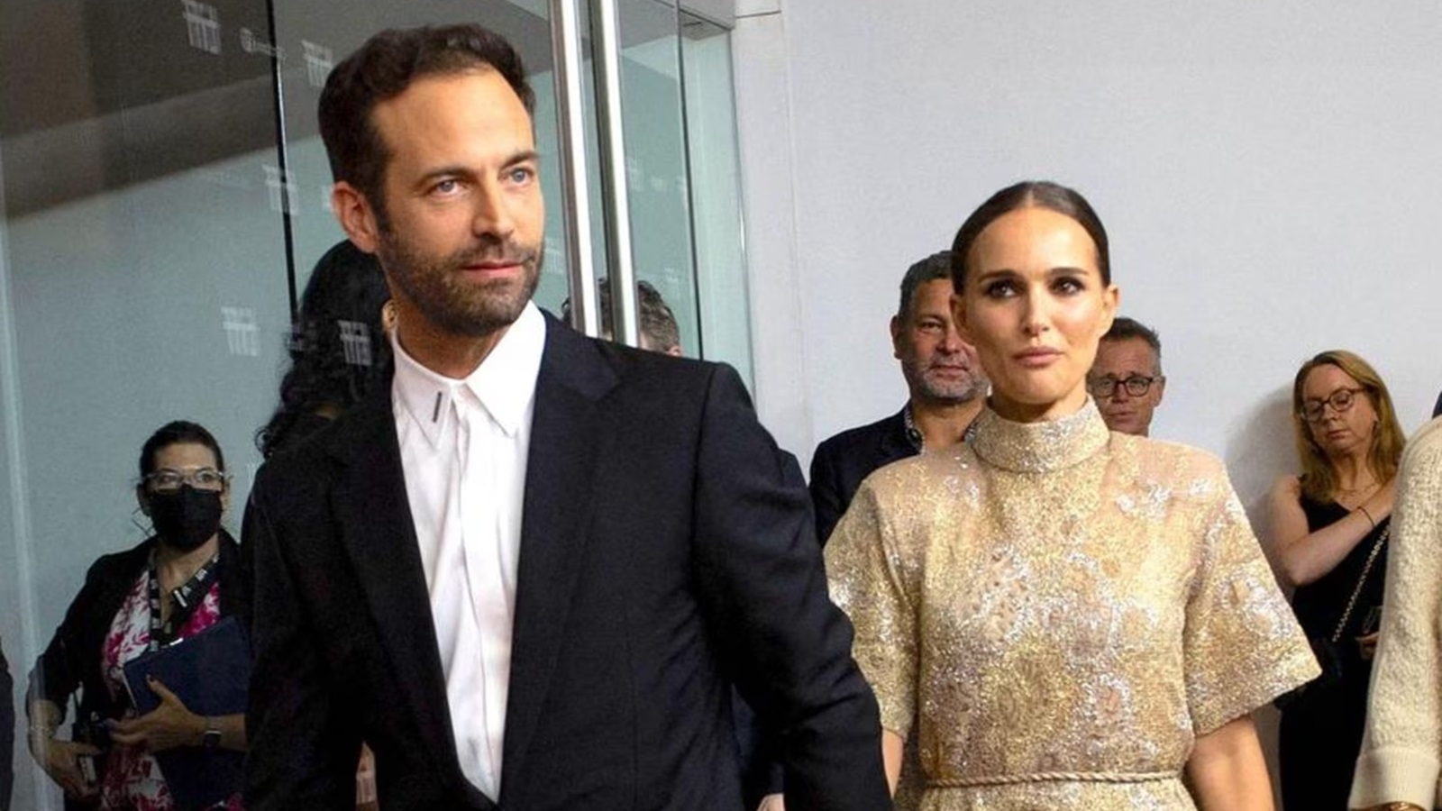 Natalie Portman broke up with her husband after cheating