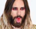 Jared Leto: il suo tutorial pre-concerto 'per un makeup da sballo' è quello di cui avevamo bisogno