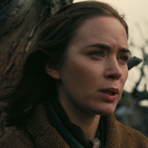 Oppenheimer: Emily Blunt in un primo piano