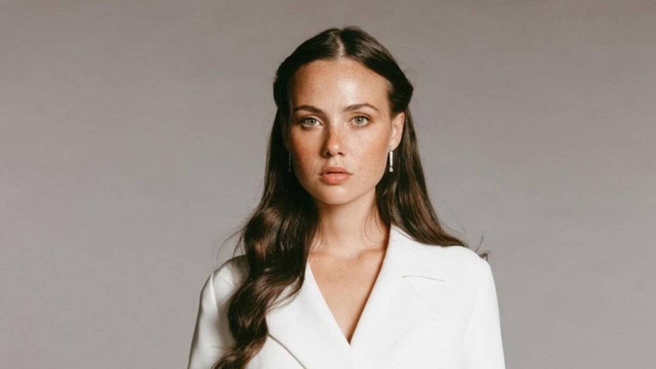 Rosalinda Cannavò coperta di insulti vergognosi: 'Amore finto senza figli, morta di fame del Sud'