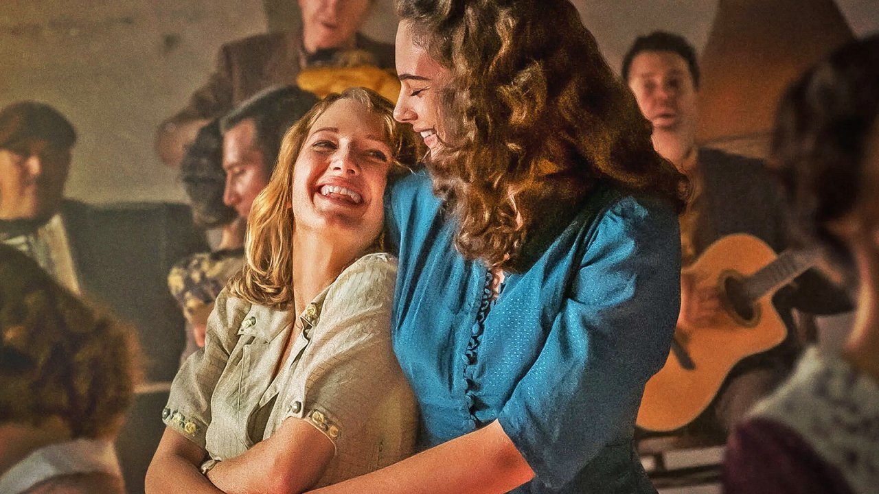 La bella estate, la recensione: la sensuale primavera del nostro scontento