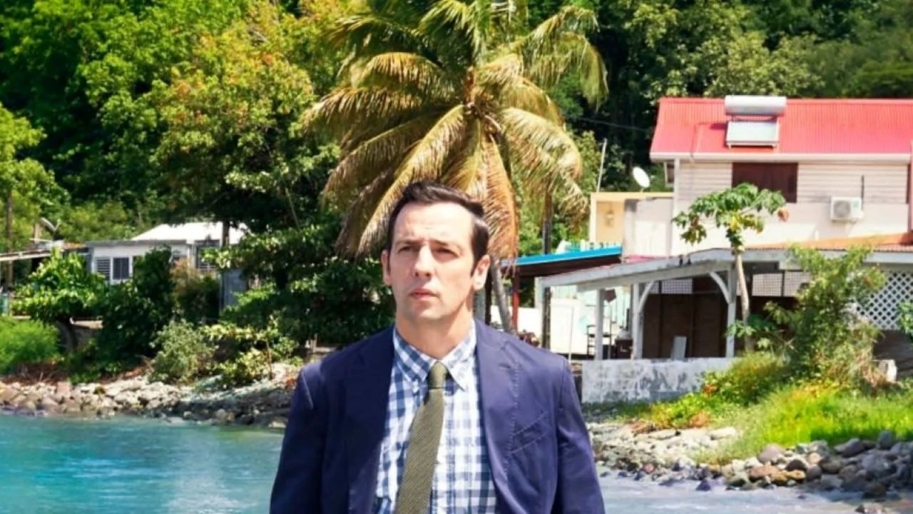 Delitti in Paradiso il film stasera su Rai 2: trama e cast di Un fantasma dal passato