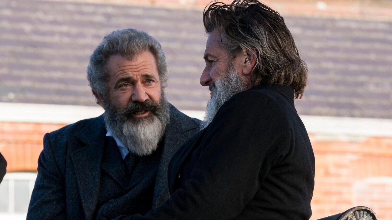 Il professore e il pazzo stasera su Canale 5: la trama del film tratto da una storia vera