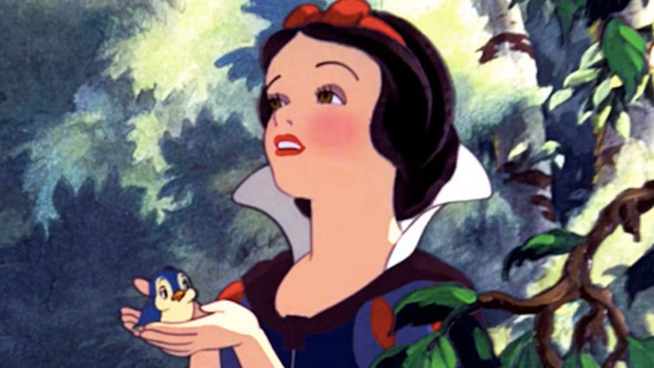 Biancaneve, David Hand sul remake live-action: 'Mio padre e Walt Disney si rivolteranno nella tomba'