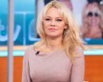 Pamela Anderson rivela: 'Ruth Handler mi ha regalato una delle prime Barbie'
