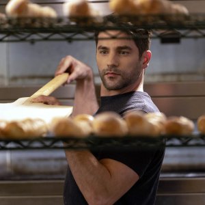 Il dolce profumo dell'amore: Brant Daugherty in una scena del film