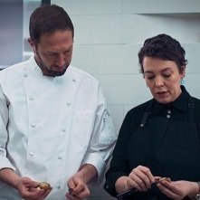 The Bear 2: Olivia Colman in una scena