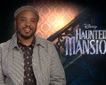 La casa dei fantasmi, il regista Justin Simien: 'Ho fatto l'attrazione centinaia di volte!'