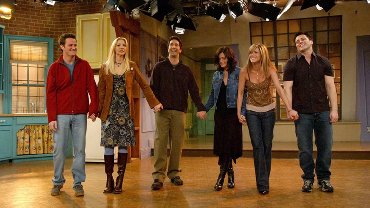 Friends, una sceneggiatrice attacca il cast: 'Raramente avevano qualcosa di positivo da dire'