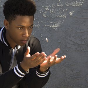 Sleight: una scena del film