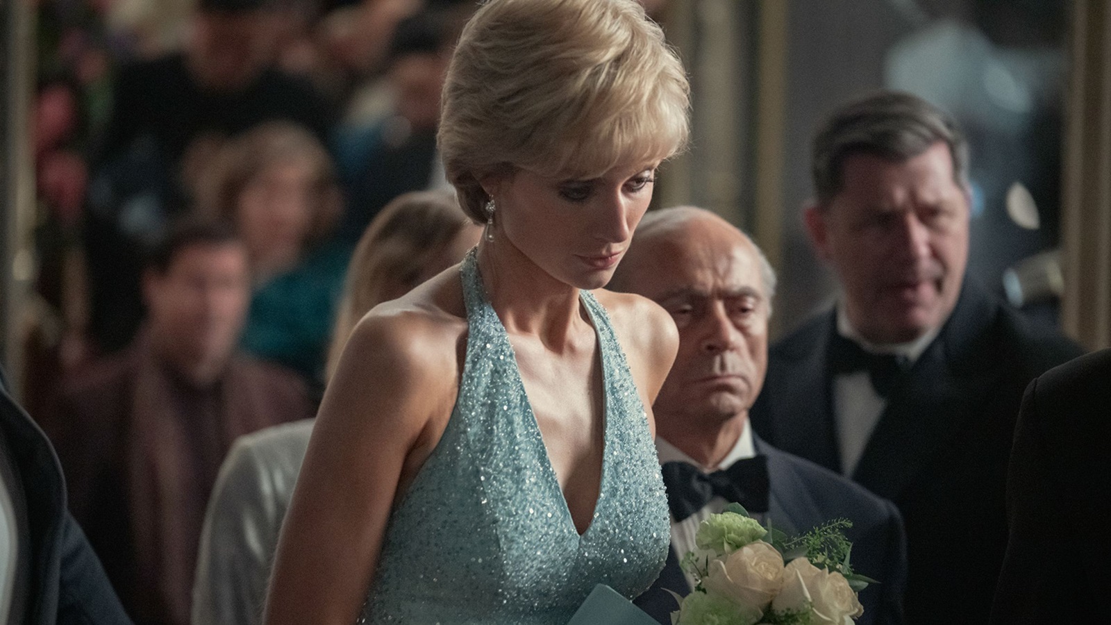 The Crown 6: nell'ultima stagione la morte di Diana sarà affrontata con sensibilità