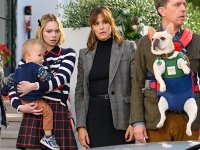 Family Switch: Jennifer Garner insieme a Ed Helms nelle foto della commedia diretta da McG