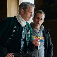 La terra promessa: Nikolaj Arcel, Mads Mikkelsen sul set del film