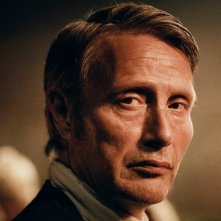 La terra promessa: Mads Mikkelsen in un primo piano