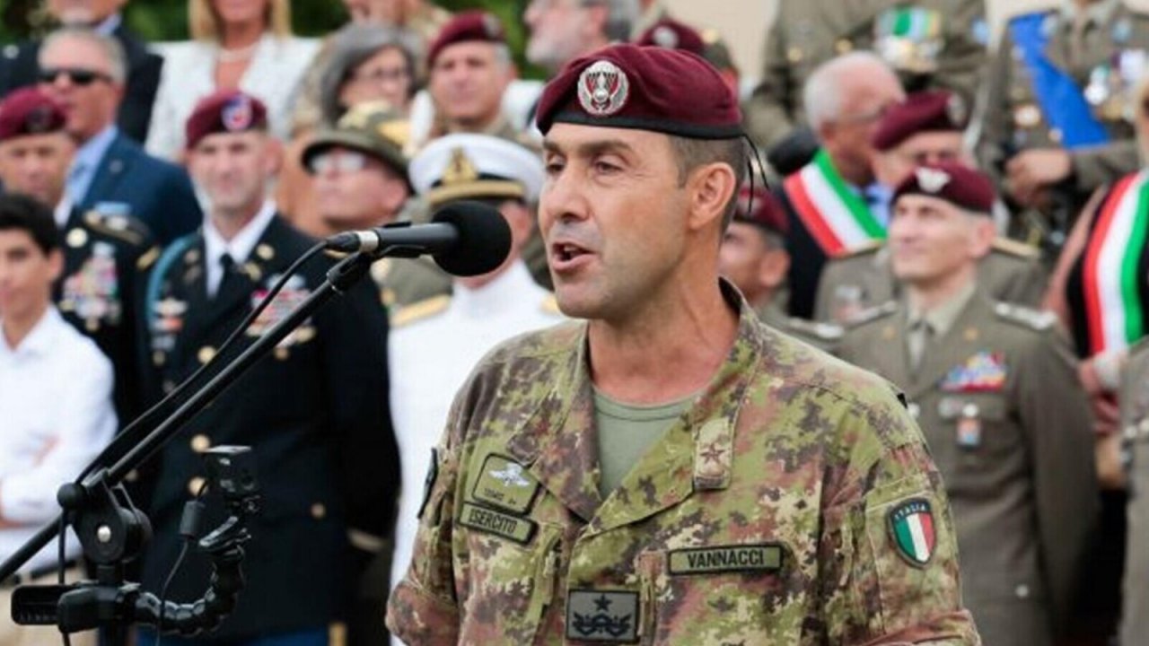 Zona Bianca stasera su Rete 4, Roberto Vannacci tra gli ospiti: le anticipazioni del 30 agosto 2023