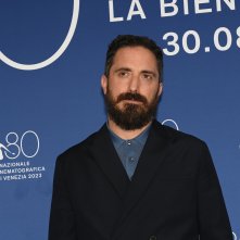 El Conde: il regista Pablo Larrain durante il photocall alla Mostra Internazionale d’Arte Cinematografica di Venezia 80