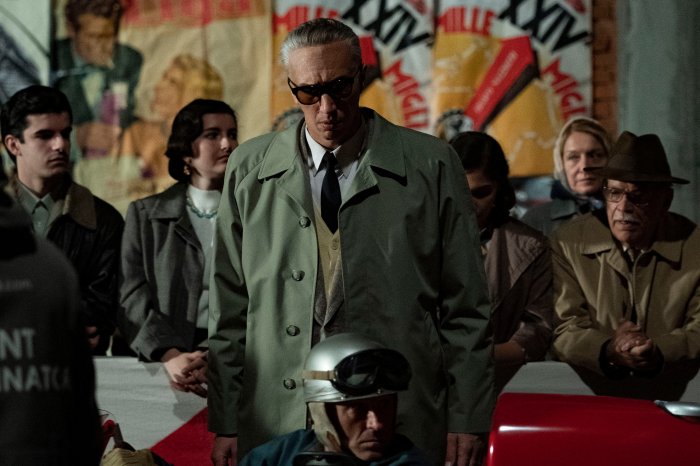 Ferrari, recensione: ancora ossessione e fantasmi per un Michael Mann irriconoscibile