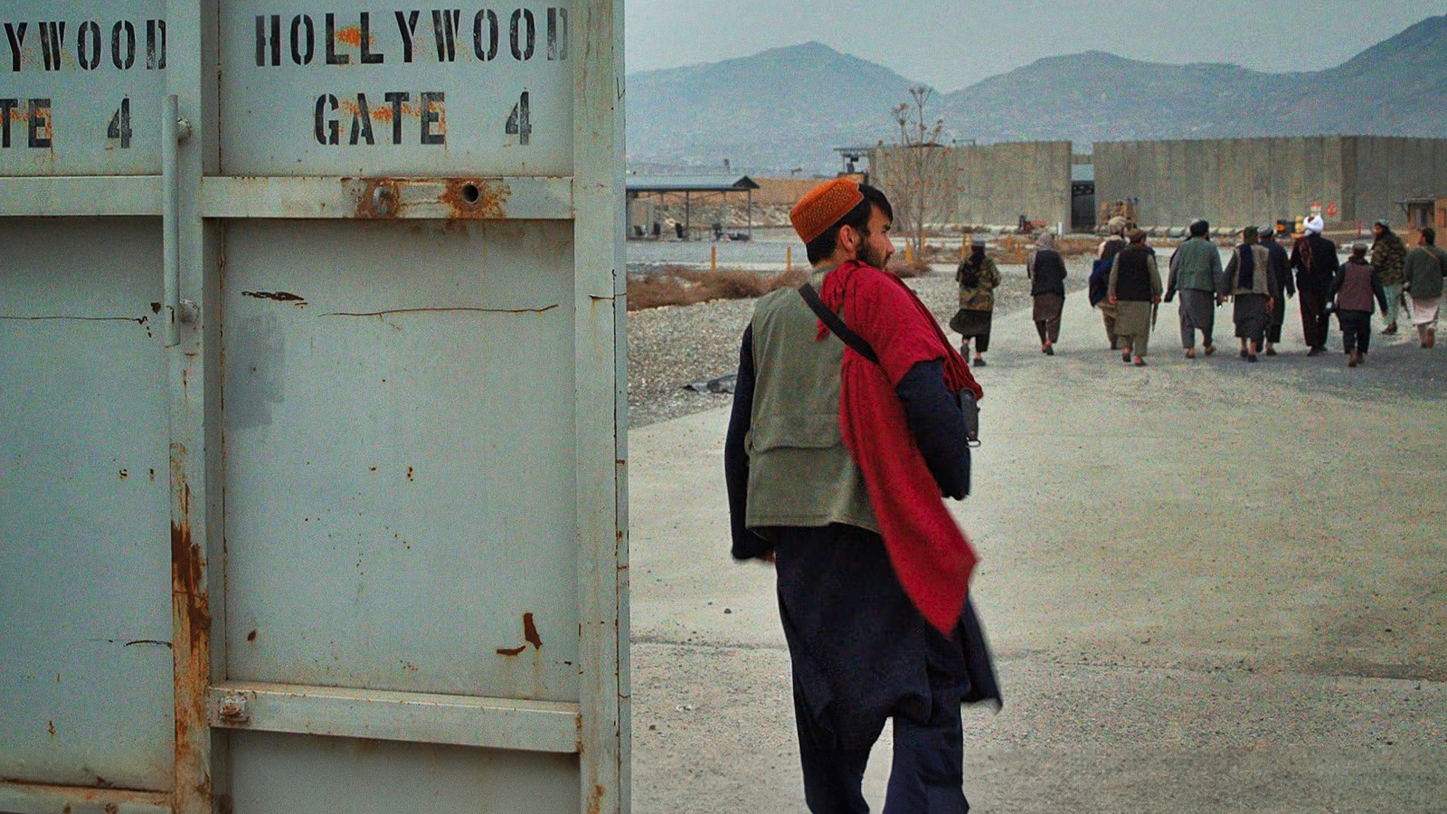 Hollywoodgate, la recensione: l'inquietante cronaca del regime Talebano