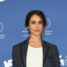 Comandante: Silvia D'Amico durante il photocall alla Mostra Internazionale d’Arte Cinematografica di Venezia 80