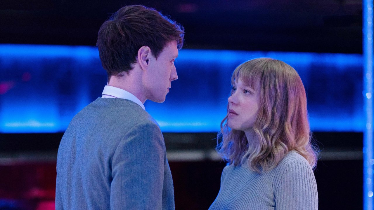 George MacKay e Léa Seydoux a confronto