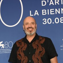 Maestro: Mark Bridges durante il photocall della Mostra d'Arte Cinematografica di Venezia 80