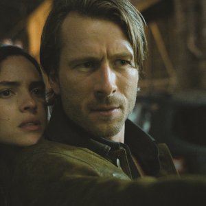 Hit Man: Glen Powell, Adria Arjona in un'immagine