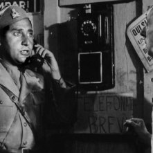 Tutti a casa: Alberto Sordi in una foto