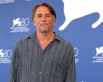Richard Linklater sostiene l'accordo Netflix/WB: 'Ted Sarandos è un brav'uomo. Mi fido di lui'