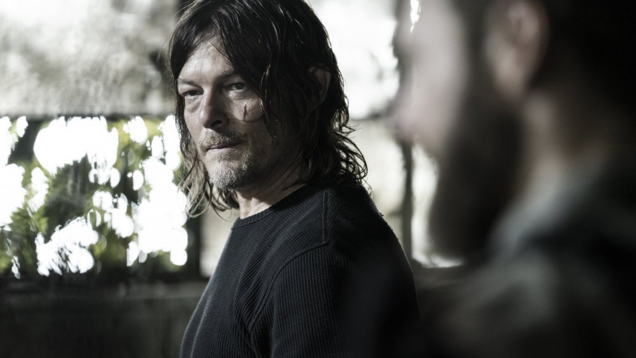 The Walking Dead: Daryl Dixon, una nuova immagine svela una Francia devastata