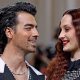 Sophie Turner e Joe Jonas vivono separati da mesi