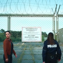 La mia prediletta: Haley Louise Jones in una scena della miniserie