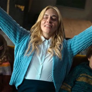 La mia prediletta: Kim Riedle, Naila Schuberth, Sammy Schrein in una scena della miniserie