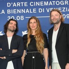 In the Land of Saints and Sinners: Diego Nora e Lionel Baldenweg durante il photocall della Mostra d'Arte Cinematografica di Venezia 80