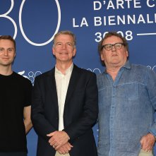 In the Land of Saints and Sinners: il cast durante il photocall della Mostra d'Arte Cinematografica di Venezia 80