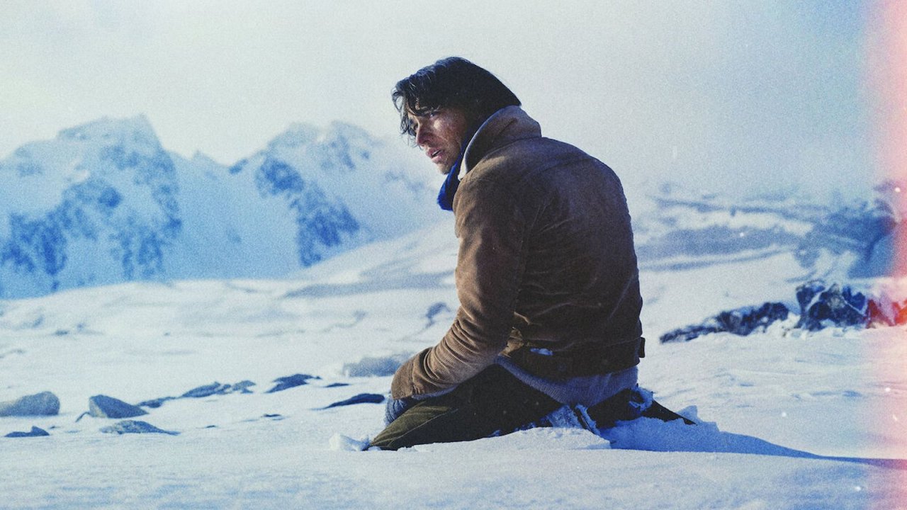 La società della neve, la recensione: il film Netflix di J.A. Bayona e il confine tra miracolo e tragedia
