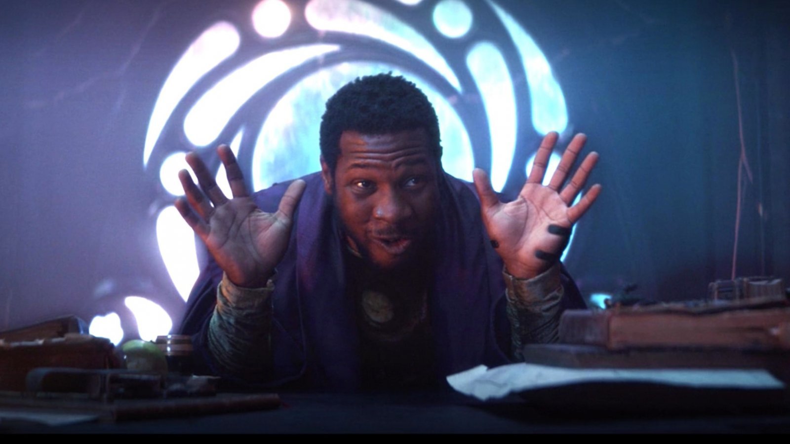 Loki 2: Jonathan Majors comparirà in almeno la metà degli episodi