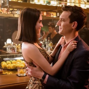 Choose love - Scegli l'amore: Laura Marano, Scott Michael Foster in una scena del film interattivo