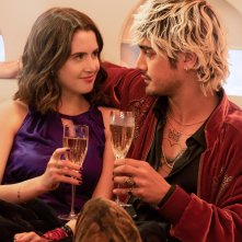 Choose love - Scegli l'amore: Laura Marano, Avan Jogia in una scena del film interattivo