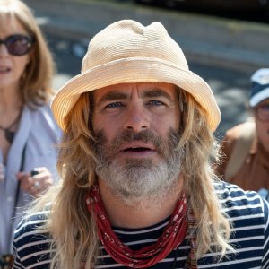 Poolman: Chris Pine in una scena del film