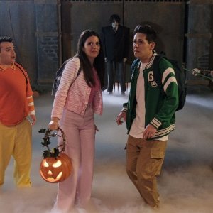 Me Contro Te Il Film - Vacanze In Transilvania - Luigi Calagna e Sofia Scalia in una scena