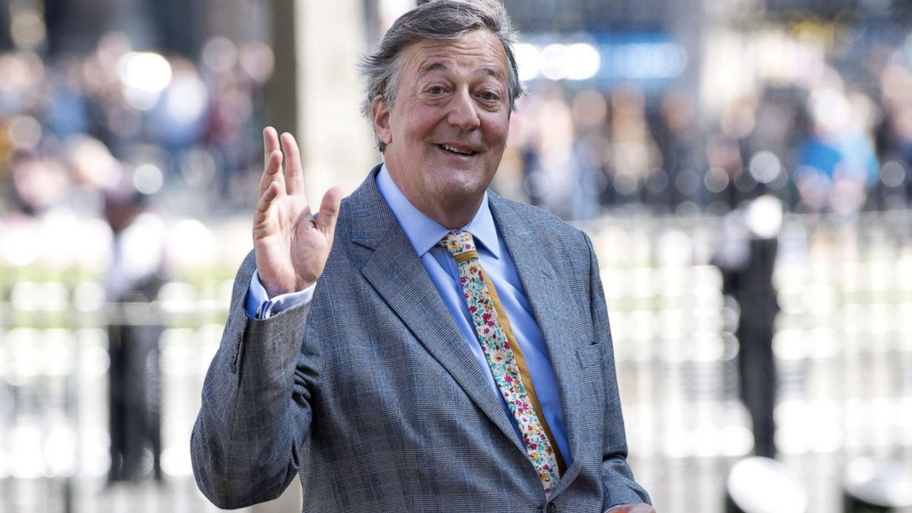 Harry Potter, Steven Fry sotto shock dopo che l'AI ha rubato la sua voce dagli audiobook 'Ed è solo l'inizio'