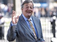 Harry Potter, Steven Fry sotto shock dopo che l'AI ha rubato la sua voce dagli audiobook 'Ed è solo l'inizio'