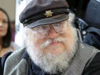 George R.R. Martin e John Grisham tra gli scrittori in causa contro Open AI per aver violato i loro diritti