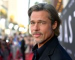 Brad Pitt e Mauro Corona: la foto insieme sulle Dolomiti diventa virale