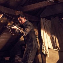 Hunt: Heo Sung-tae e Jung Woo-sung in una scena del film