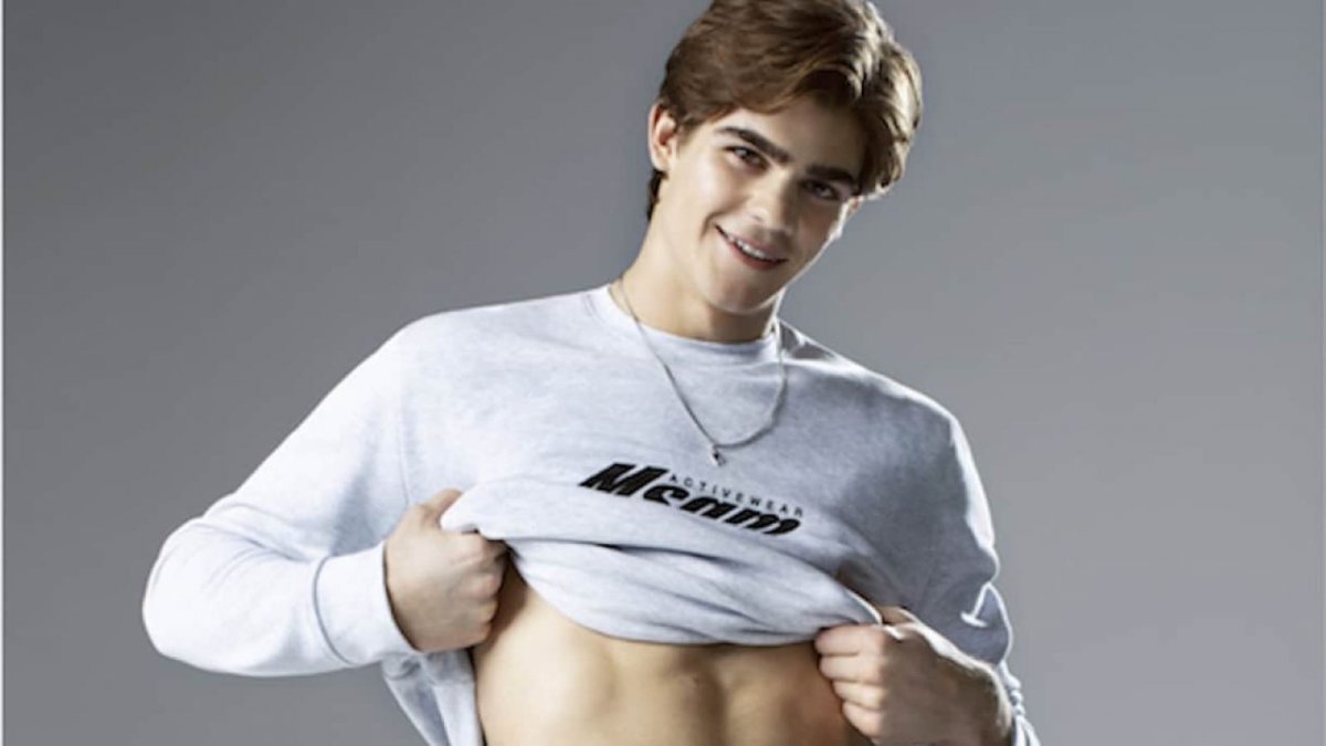 Ballando con le stelle 2023 Lorenzo Tano, figlio di Rocco Siffredi