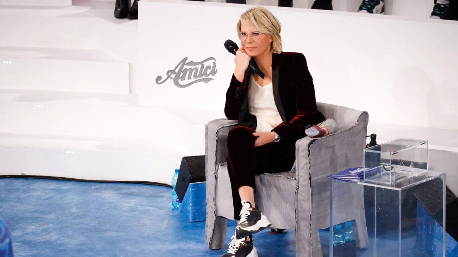 Amici 23: Maria De Filippi svela in anticipo il primo giudice del serale